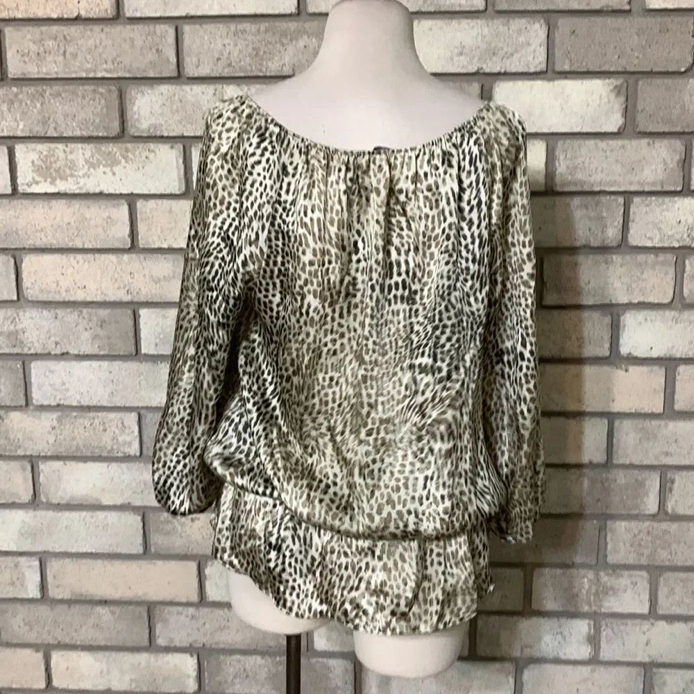 3for$20 blouse medium - Picture 2 of 3